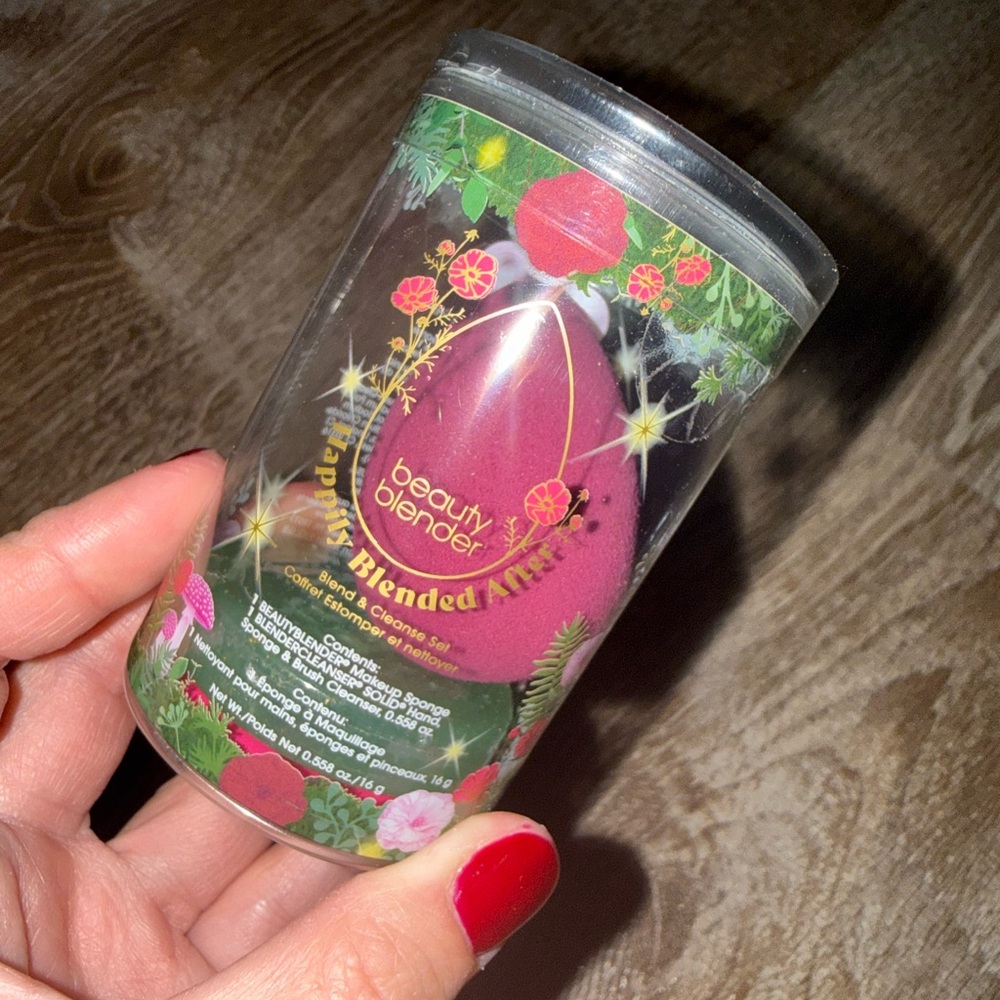 NWT Beauty Blendet Happily Blended Aftet Set - Picture 2 of 6